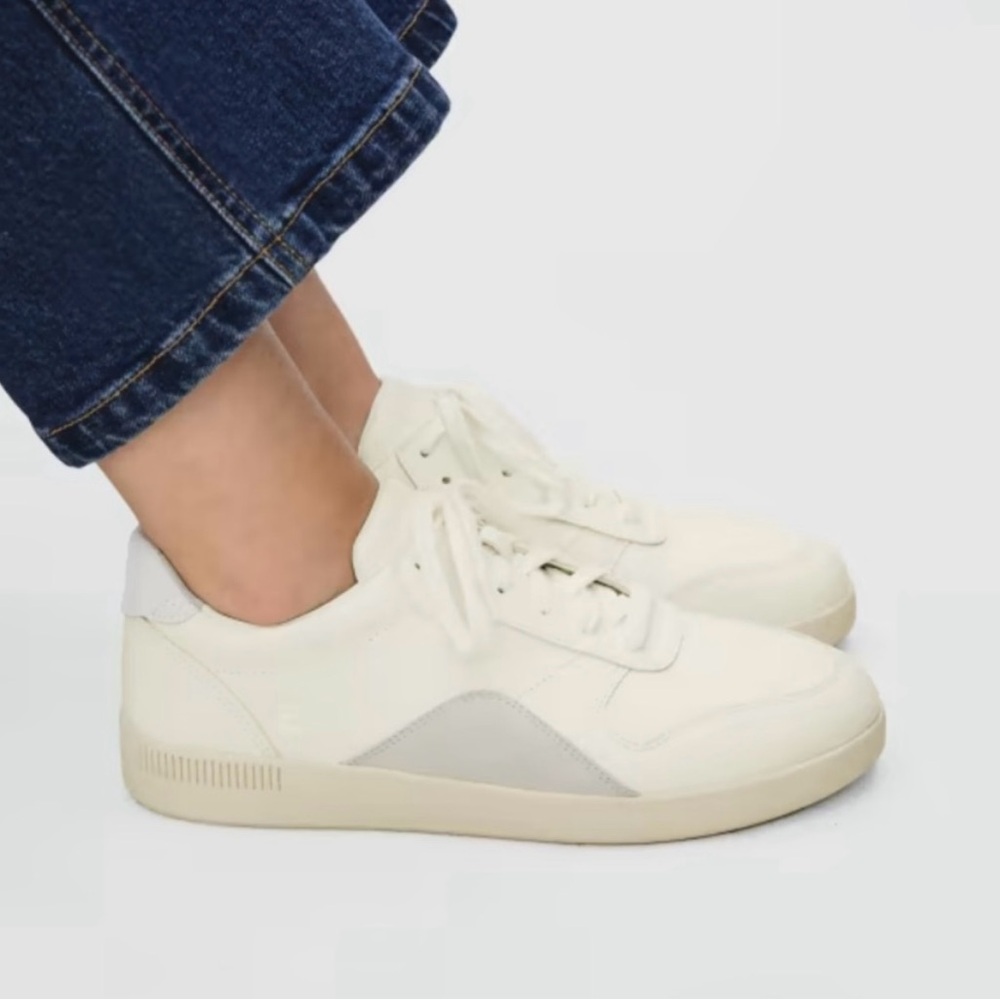 Everlane Releather off white and gray Sneakers